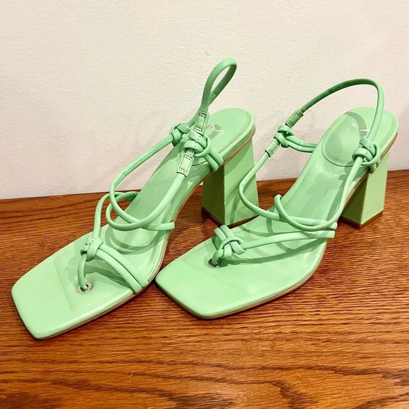 Marc Fisher LTD Giada Women's Green Leather Block Heeled Sandals Size 8M - Picture 2 of 13